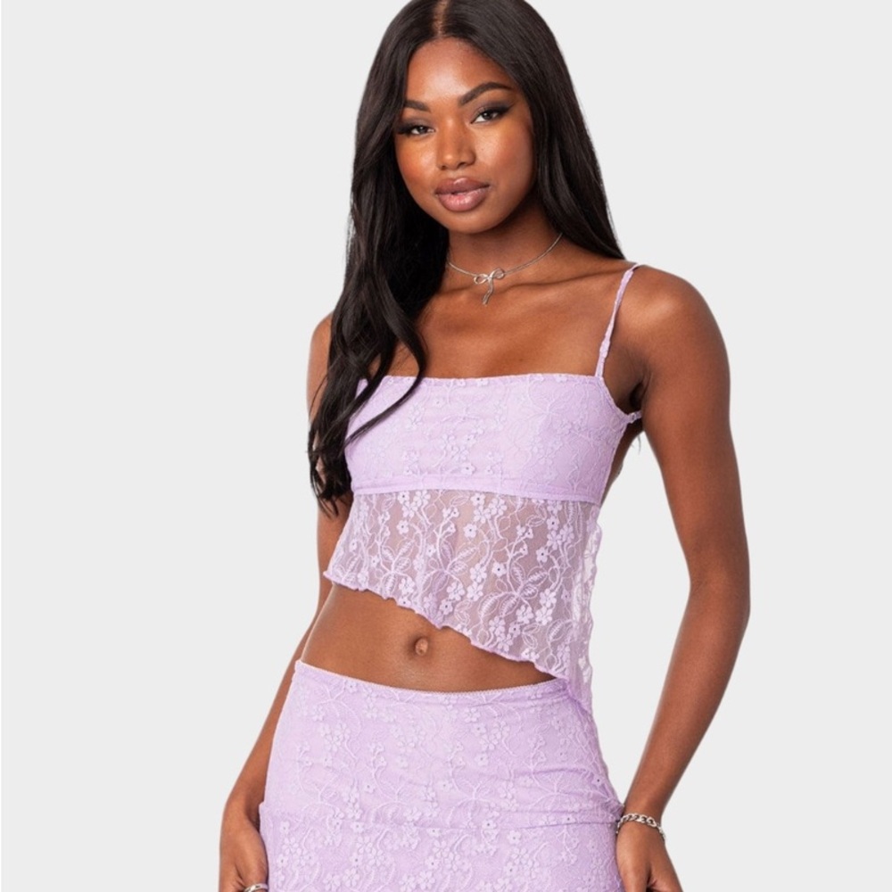 EDIKTED Lyra Open Back Lace Tank Top